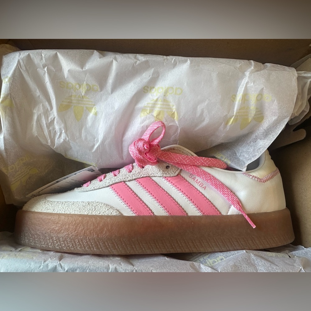 NEW Adidas Sambae White/Pink Sneakers